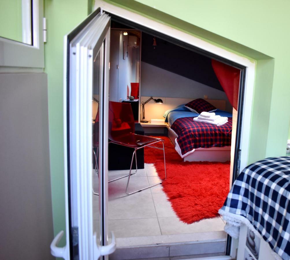 Adriana'S Loft Apartment Патра Екстериор снимка